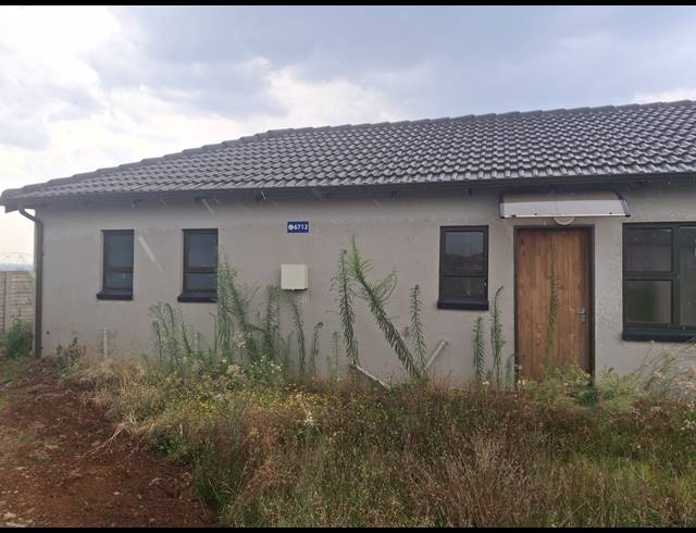 2 BEDROOM FREEHOLD FOR SALE IN DAWN PARK